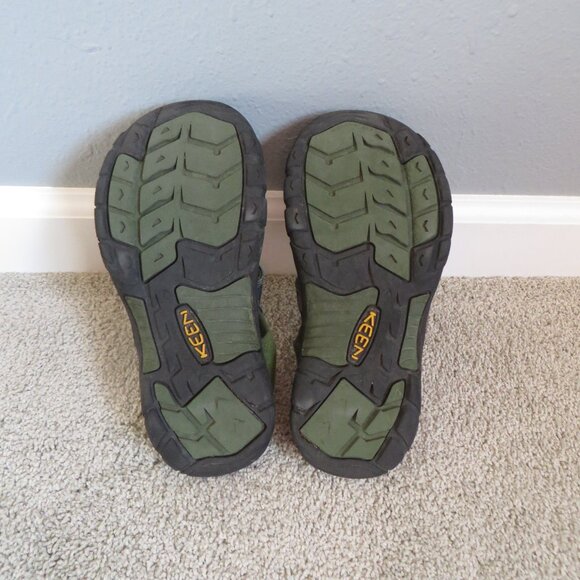 keen boys newport sandals size 3 army/camo green - Picture 9 of 10